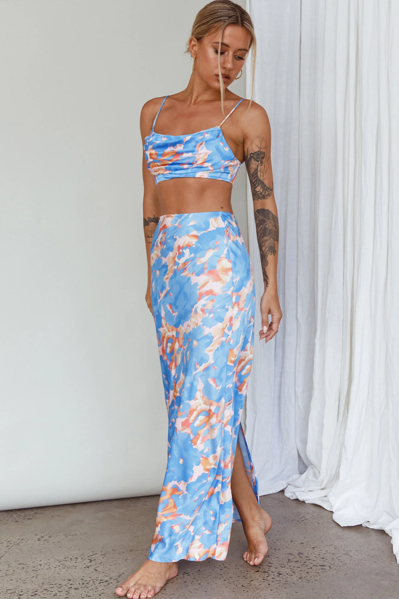 Well Versed Crop Top Abstract Blue - Image 9