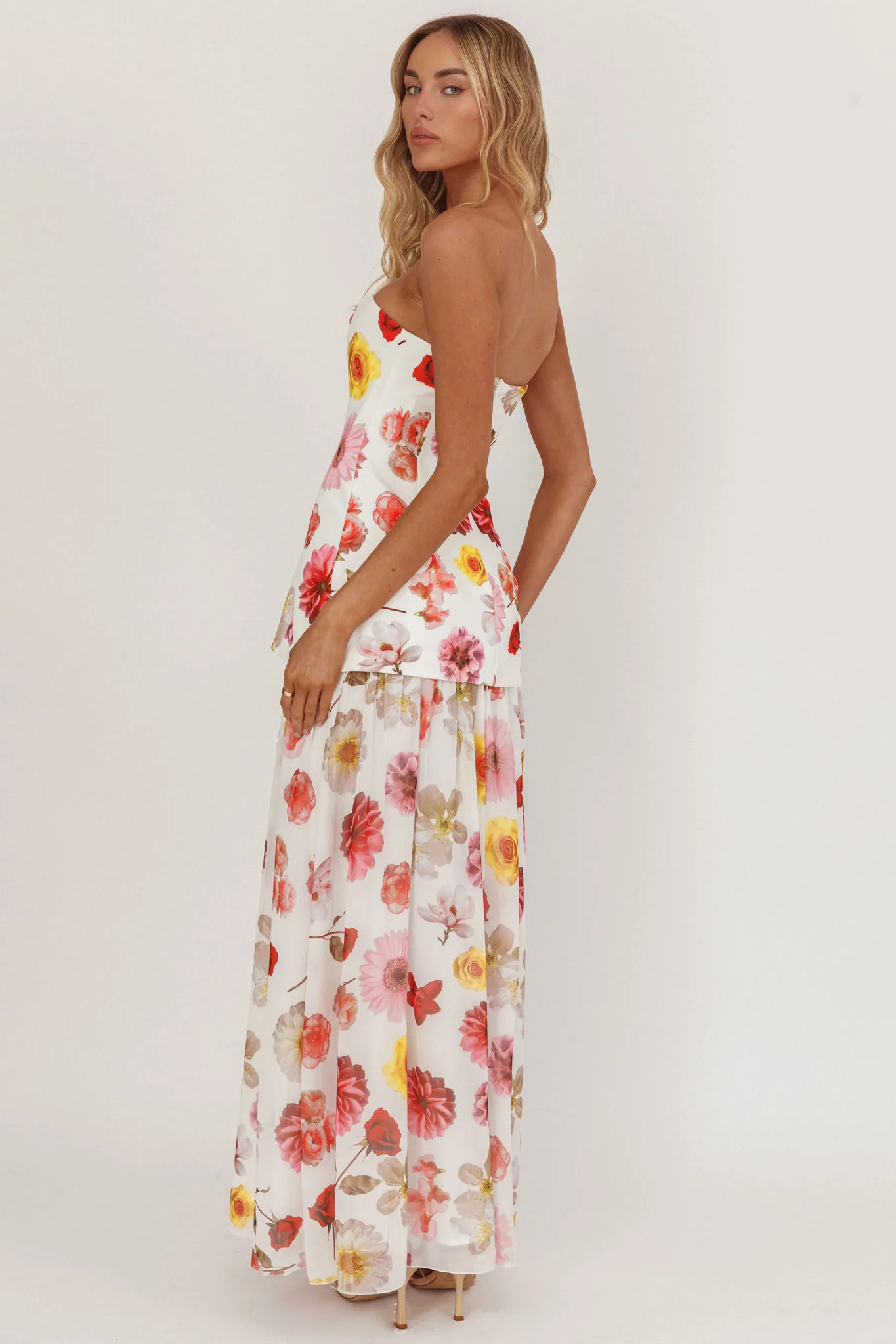 Wilma Flowy Hem Strapless Maxi Dress Floral - Image 2