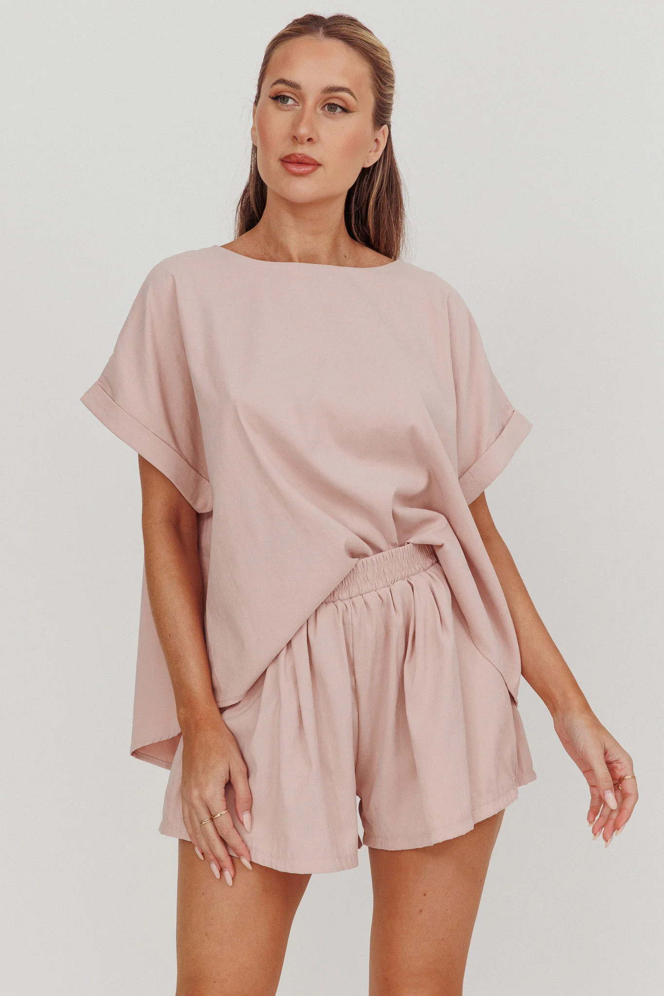 Yuna Elastic Waist Relaxed Shorts Blush - Image 2