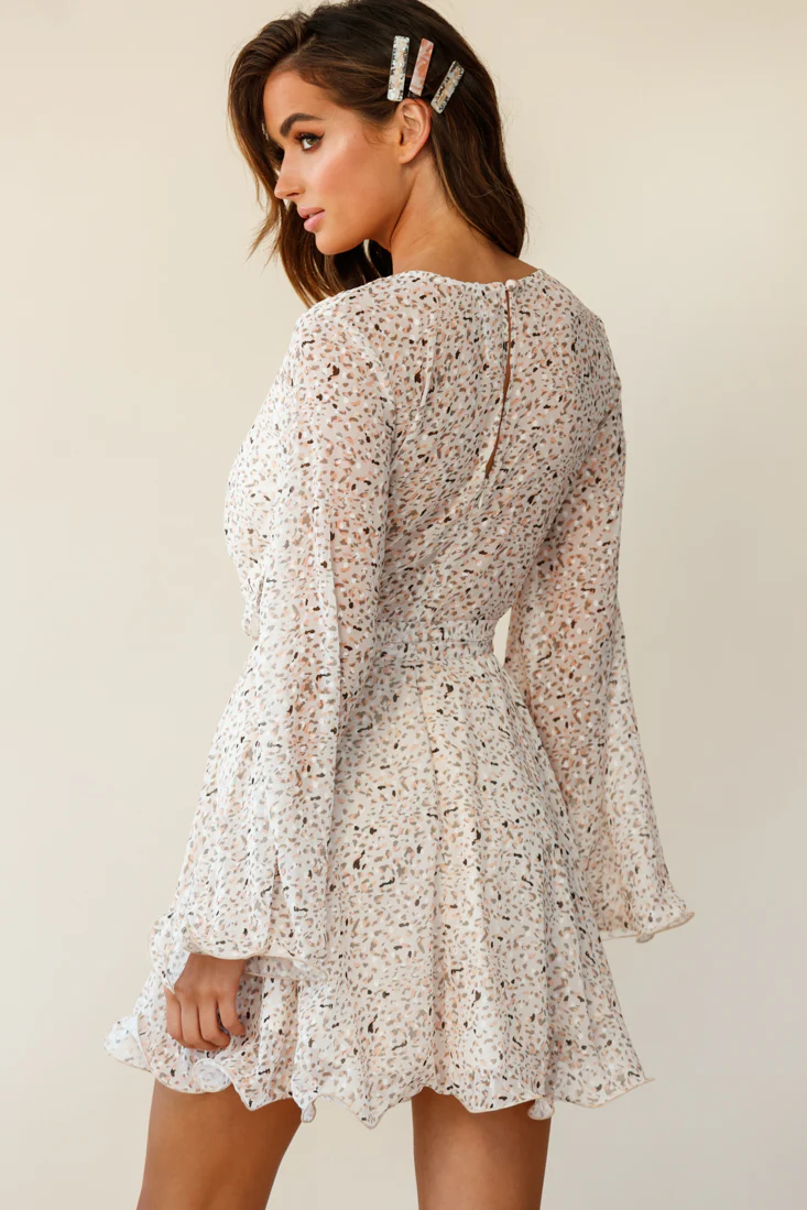 Zinnia Long Sleeve Lettuce Edge Dress Speckle Print Nude - Image 3